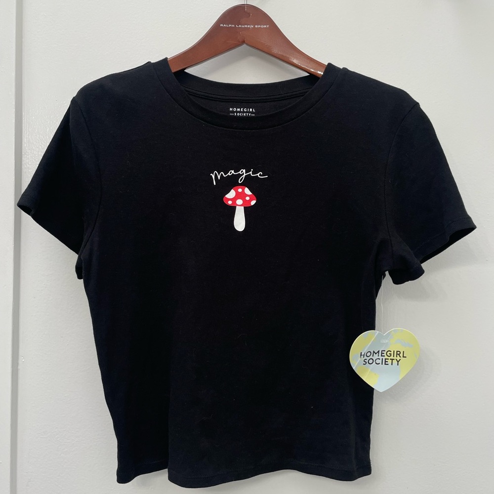 Women’s magic mushroom black t-shirt by Homegirl Society